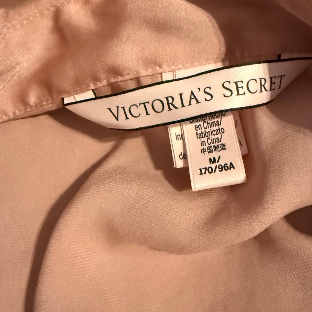 Victoria's Secret Blush Satin Crop Top- Size Medium - Picture 3 of 4